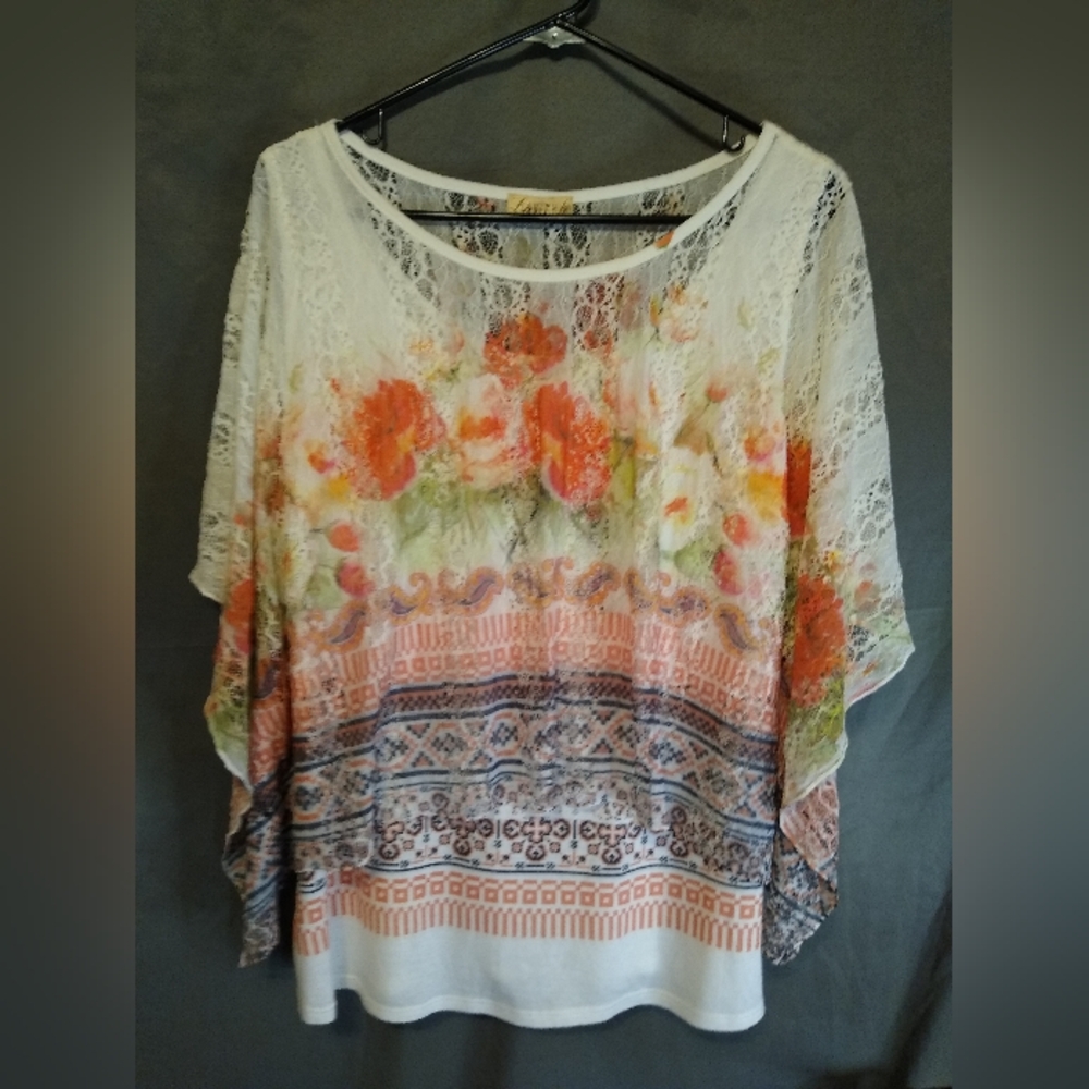 Lavish Short Sleeve Floral Lace Overlay Women's Top